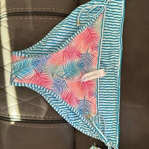 Vineyard Vines Women’s Reversible String Bikini Bottom Size L NWT